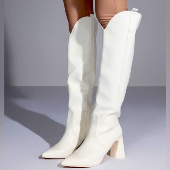 Shoes - White Leather Knee High Western Cowboy Boots
